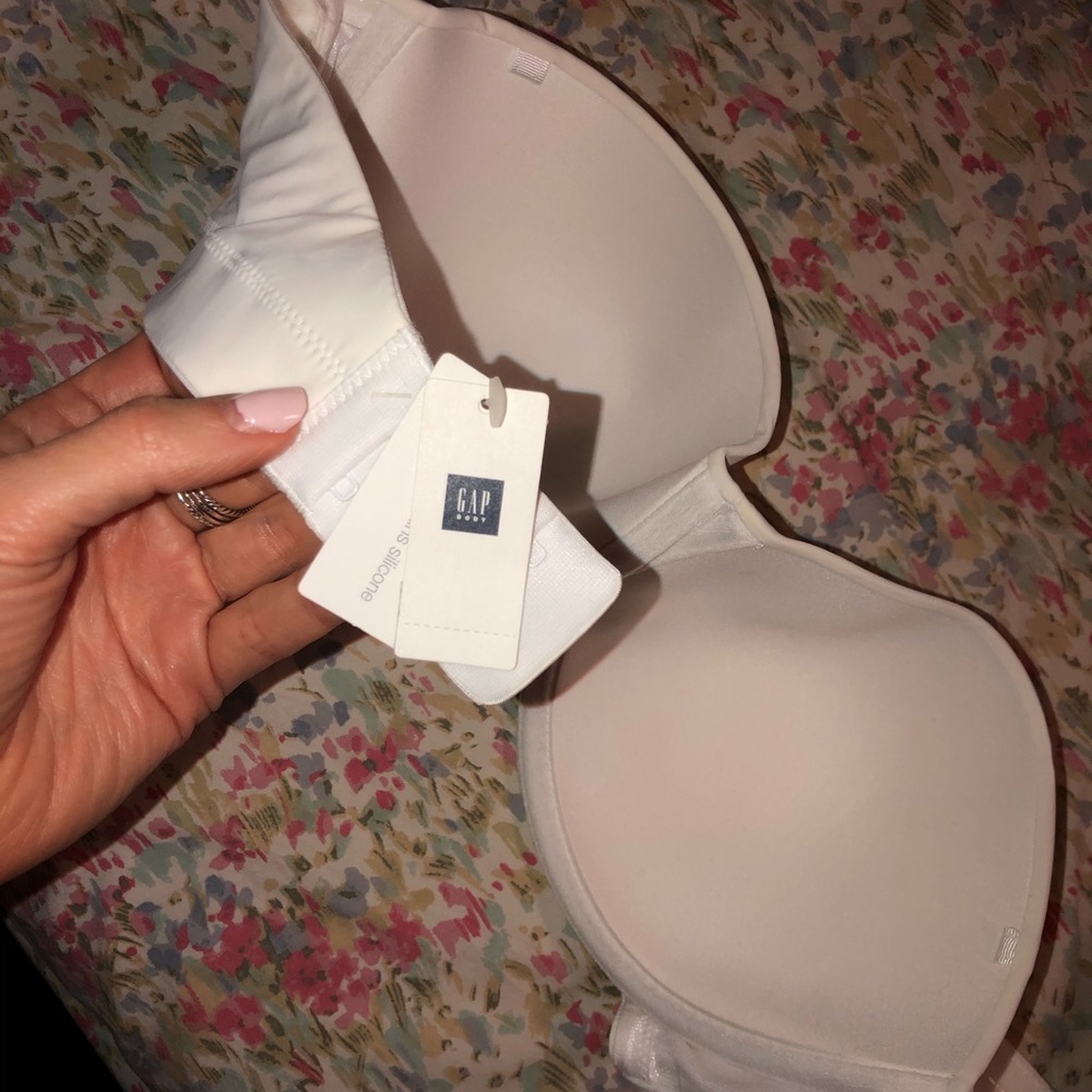 Gap Body strapless bra!
